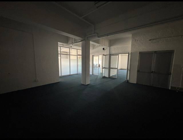 1,024M² OFFICE TO LET IN BELLVILLE SOUTH INDUSTRIA